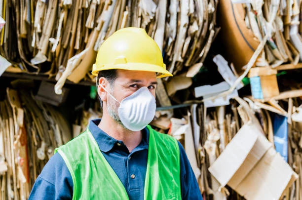 Coleta de papelão para reciclagem